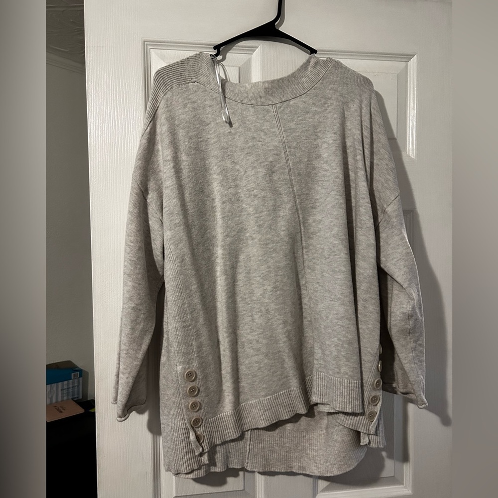 Plus size grey sweater.